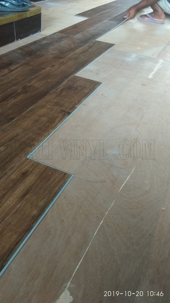 lantai Vinyl bali